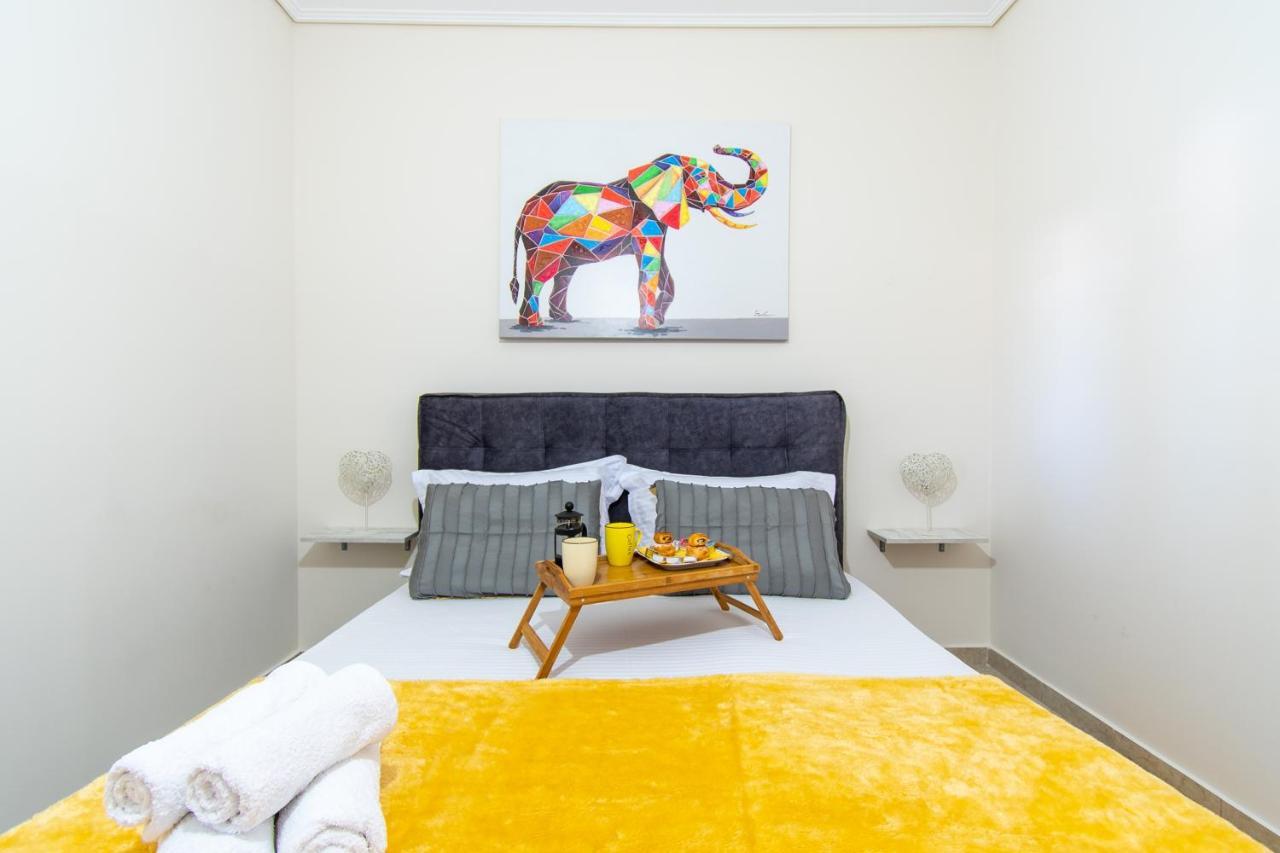 Yelayellow House Near To Airport, Rafina Port And Metropolitan Expo Артеміда Екстер'єр фото